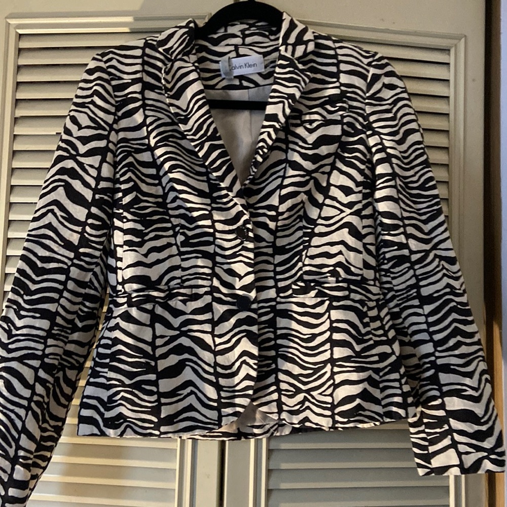 Black and ivory blazer